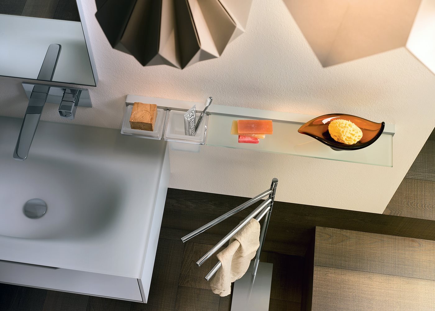 Accessori arredobagno serie New Euroo made by Inda