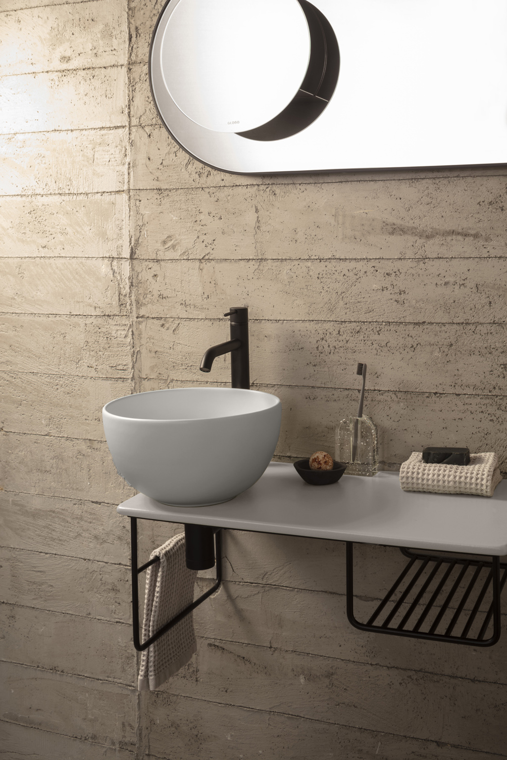 OPI Ceramica Globo presenta TILE